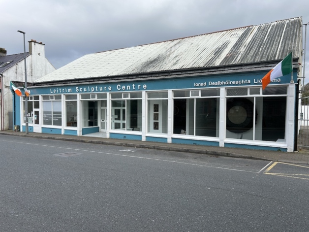 Factory with Tricolour LQ