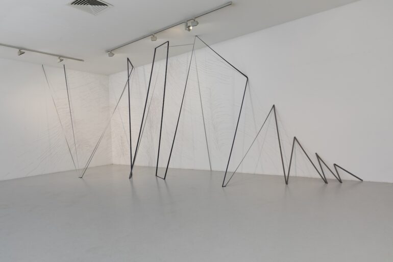 Felicity Clear, Air 17th December 02 50 14 20, marker and elastic 2023 photo: Eugene Lang, LSC 2023