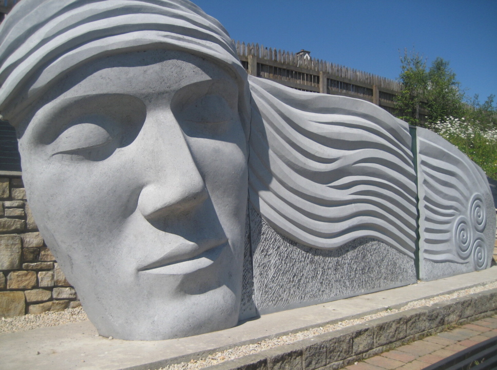 Jackie McKenna, Danu, stone sculpture based on Tuatha de Danann, Drumshanbo Community Park, 2016